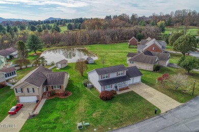 Above average 3 bedroom, 2 and a half bath home on a quiet dead on Silver Lake Golf Course in Tennessee - for sale on GolfHomes.com, golf home, golf lot