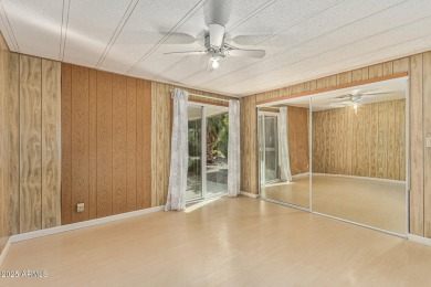 This spacious home features a SPLIT floorplan w/ 3 BEDROOMS & 2 on Sun Lakes Country Club in Arizona - for sale on GolfHomes.com, golf home, golf lot