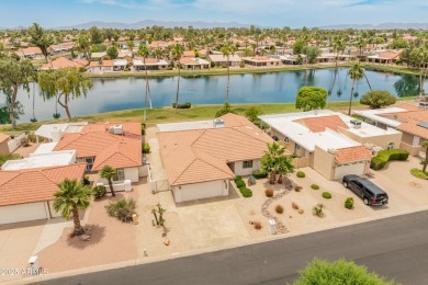 Come Home to a Beautiful View!  This 3 Bedroom 2 bath Waterfront on Cottonwood Country Club in Arizona - for sale on GolfHomes.com, golf home, golf lot