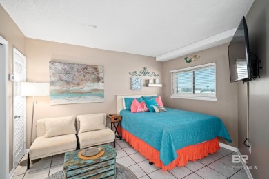 Cozy SunSuite condo in Royal Gulf Beach & Racquet Club. Located on Craft Farms - Cypress Bend in Alabama - for sale on GolfHomes.com, golf home, golf lot