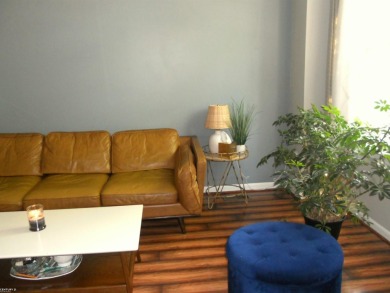 BEAUTIFULLY UPGRADED, SPOTLESS TOWNHOUSE CONDO IN CENTRAL SHELBY on Cherry Creek Golf Club in Michigan - for sale on GolfHomes.com, golf home, golf lot