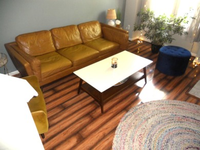 BEAUTIFULLY UPGRADED, SPOTLESS TOWNHOUSE CONDO IN CENTRAL SHELBY on Cherry Creek Golf Club in Michigan - for sale on GolfHomes.com, golf home, golf lot
