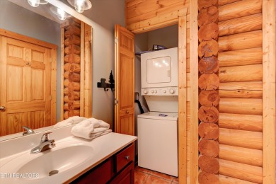 Gorgeous, Updated Investment Cabin Available in Pigeon Forge! on Gatlinburg Golf Course in Tennessee - for sale on GolfHomes.com, golf home, golf lot