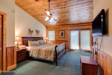 Gorgeous, Updated Investment Cabin Available in Pigeon Forge! on Gatlinburg Golf Course in Tennessee - for sale on GolfHomes.com, golf home, golf lot