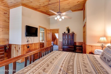Gorgeous, Updated Investment Cabin Available in Pigeon Forge! on Gatlinburg Golf Course in Tennessee - for sale on GolfHomes.com, golf home, golf lot