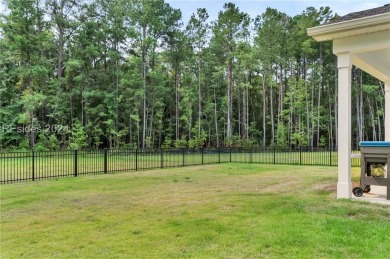 Move into a nearly new home in a thriving community, Riverton on Hampton Pointe Golf Course in South Carolina - for sale on GolfHomes.com, golf home, golf lot