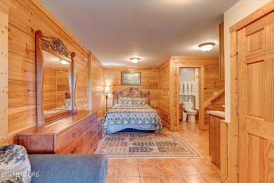 Gorgeous, Updated Investment Cabin Available in Pigeon Forge! on Gatlinburg Golf Course in Tennessee - for sale on GolfHomes.com, golf home, golf lot