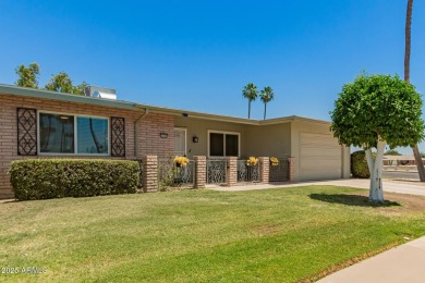 Beautifully remodeled 2-bed, 2-bath home on a corner lot in Sun on Sun City Country Club in Arizona - for sale on GolfHomes.com, golf home, golf lot
