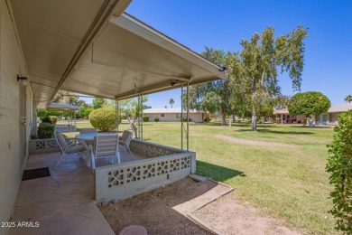 Beautifully remodeled 2-bed, 2-bath home on a corner lot in Sun on Sun City Country Club in Arizona - for sale on GolfHomes.com, golf home, golf lot