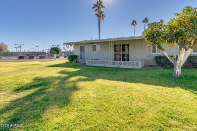 Beautifully remodeled 2-bed, 2-bath home on a corner lot in Sun on Sun City Country Club in Arizona - for sale on GolfHomes.com, golf home, golf lot