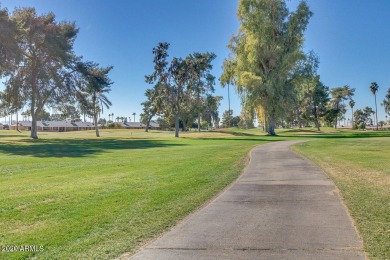 Beautifully remodeled 2-bed, 2-bath home on a corner lot in Sun on Sun City Country Club in Arizona - for sale on GolfHomes.com, golf home, golf lot