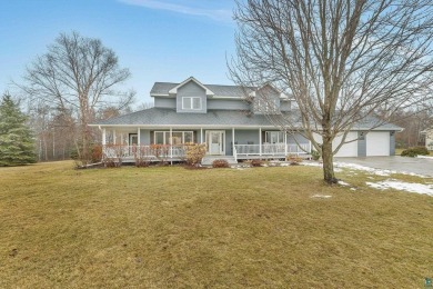 Discover this exceptional 6-bedroom, 4-bathroom home located in on Territory Golf Club in Minnesota - for sale on GolfHomes.com, golf home, golf lot