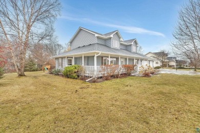 Discover this exceptional 6-bedroom, 4-bathroom home located in on Territory Golf Club in Minnesota - for sale on GolfHomes.com, golf home, golf lot