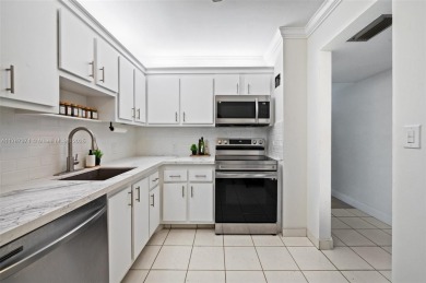 BRIGHT & SPACIOUS 1BR/1.5BA W/913SF OF LIV SPACE. A SPACIOUS LIV on Turnberry Isle Resort and Club in Florida - for sale on GolfHomes.com, golf home, golf lot