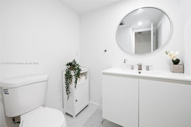 BRIGHT & SPACIOUS 1BR/1.5BA W/913SF OF LIV SPACE. A SPACIOUS LIV on Turnberry Isle Resort and Club in Florida - for sale on GolfHomes.com, golf home, golf lot