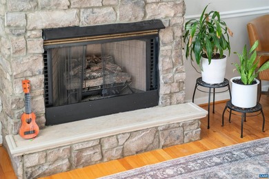 Charming 4-bedroom, 2.5-bath Colonial in the beautiful Cherokee on Lake Monticello Golf Course in Virginia - for sale on GolfHomes.com, golf home, golf lot