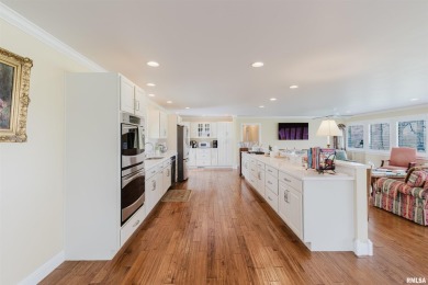 Welcome to Your Dream Home! This stunningly remodeled 3-bedroom on Shawnee Hills Country Club in Illinois - for sale on GolfHomes.com, golf home, golf lot