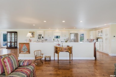 Welcome to Your Dream Home! This stunningly remodeled 3-bedroom on Shawnee Hills Country Club in Illinois - for sale on GolfHomes.com, golf home, golf lot
