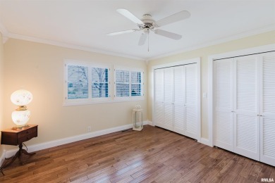 Welcome to Your Dream Home! This stunningly remodeled 3-bedroom on Shawnee Hills Country Club in Illinois - for sale on GolfHomes.com, golf home, golf lot