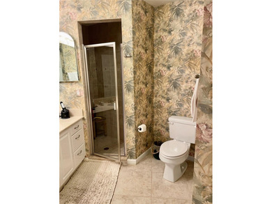 BEAUTIFUL VIZCAYA BOUGAINVILLEA UNIT. This first-floor unit on IMG Academies Golf and Country Club in Florida - for sale on GolfHomes.com, golf home, golf lot