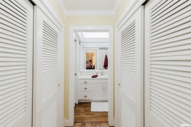 Welcome to Your Dream Home! This stunningly remodeled 3-bedroom on Shawnee Hills Country Club in Illinois - for sale on GolfHomes.com, golf home, golf lot