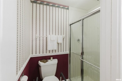 Welcome to Your Dream Home! This stunningly remodeled 3-bedroom on Shawnee Hills Country Club in Illinois - for sale on GolfHomes.com, golf home, golf lot