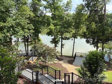 Discover an exceptional home eligible for a $15,000 grant on Edgewater Golf Club in South Carolina - for sale on GolfHomes.com, golf home, golf lot