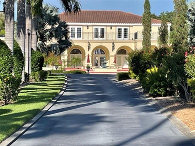 BEAUTIFUL VIZCAYA BOUGAINVILLEA UNIT. This first-floor unit on IMG Academies Golf and Country Club in Florida - for sale on GolfHomes.com, golf home, golf lot