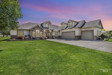 Golf course living done right! Here is a rare opportunity to on Clear Lake Country Club in Idaho - for sale on GolfHomes.com, golf home, golf lot