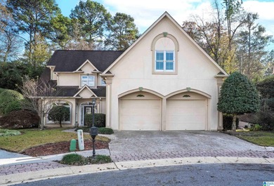 Cobblestone Square in Inverness (Hoover), is the location of on Inverness Country Club in Alabama - for sale on GolfHomes.com, golf home, golf lot