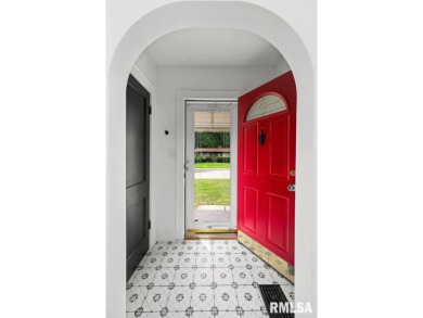 Welcome to this beautifully updated 3-bedroom, 1-bath home on Saukie Municipal Golf Course in Illinois - for sale on GolfHomes.com, golf home, golf lot