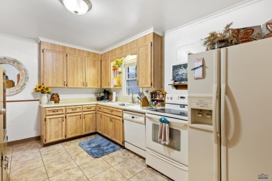 Charming West Side Home - Prime Location!  Enjoy main-level on Meadowbrook Golf Course in South Dakota - for sale on GolfHomes.com, golf home, golf lot