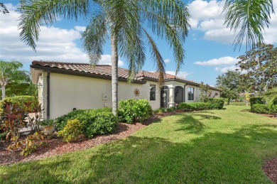 Bring your toothbrush and move right in! This 2 BR & Den, 2 BA on Plantation Golf and Country Club in Florida - for sale on GolfHomes.com, golf home, golf lot