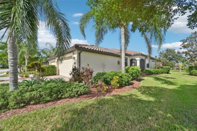 Bring your toothbrush and move right in! This 2 BR & Den, 2 BA on Plantation Golf and Country Club in Florida - for sale on GolfHomes.com, golf home, golf lot