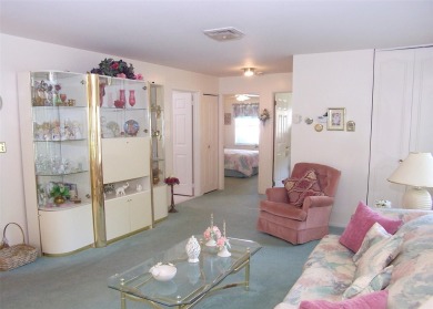 Welcome to this move-in ready, 2 Bedroom, 1 Full Bathroom on Leisure Village Golf Course in New York - for sale on GolfHomes.com, golf home, golf lot