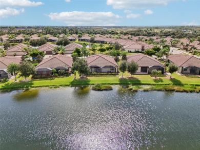 Bring your toothbrush and move right in! This 2 BR & Den, 2 BA on Plantation Golf and Country Club in Florida - for sale on GolfHomes.com, golf home, golf lot