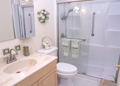 Welcome to this move-in ready, 2 Bedroom, 1 Full Bathroom on Leisure Village Golf Course in New York - for sale on GolfHomes.com, golf home, golf lot