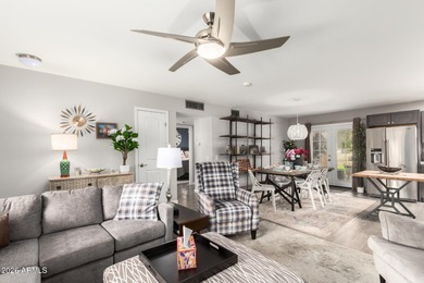 Enjoy easy living in this charming 2-bedroom Gemini home with a on Sun City Country Club in Arizona - for sale on GolfHomes.com, golf home, golf lot