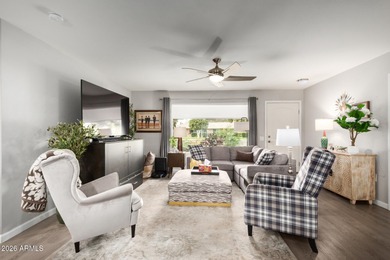 Enjoy easy living in this charming 2-bedroom Gemini home with a on Sun City Country Club in Arizona - for sale on GolfHomes.com, golf home, golf lot