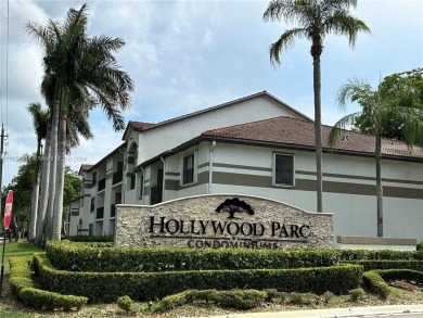 Excellent opportunity for an investor: unit rented at $ 1800.00 on Orangebrook Golf and Country Club in Florida - for sale on GolfHomes.com, golf home, golf lot