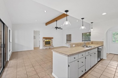 Rare opportunity to live in a one-story, detached condo in on Horseshoe Bay Private Golf Course in Texas - for sale on GolfHomes.com, golf home, golf lot