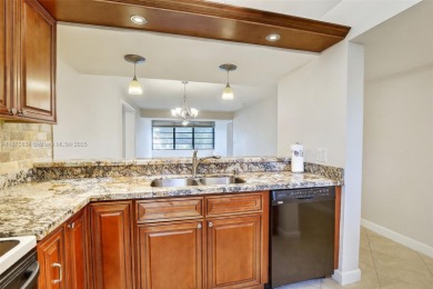 Beautifull 2-bed, 2-bath condo with 1,385 SF of spacious living on Pine Island Ridge Country Club in Florida - for sale on GolfHomes.com, golf home, golf lot