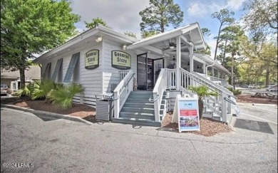 A short term rental dream, an ideal LowCountry location closest on Palmetto Dunes Golf Course and Resort in South Carolina - for sale on GolfHomes.com, golf home, golf lot