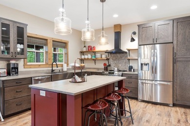 Table Rock Lake Retreat - Turn-Key Furnished | Nightly Rental on Kimberling City Golf Club in Missouri - for sale on GolfHomes.com, golf home, golf lot