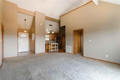 Affordable Lake Life with a View -- Minutes from Table Rock & on Holiday Island Executive Golf Course in Arkansas - for sale on GolfHomes.com, golf home, golf lot