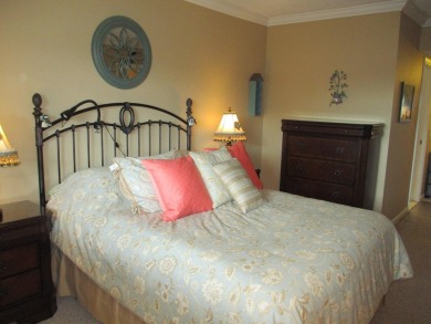Welcome to this beautifully furnished upgraded 2-bedroom on Palm-Aire Country Club and Resort - Palms in Florida - for sale on GolfHomes.com, golf home, golf lot
