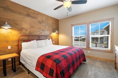 Table Rock Lake Retreat - Turn-Key Furnished | Nightly Rental on Kimberling City Golf Club in Missouri - for sale on GolfHomes.com, golf home, golf lot