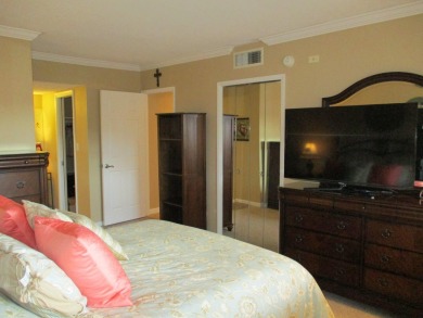 Welcome to this beautifully furnished upgraded 2-bedroom on Palm-Aire Country Club and Resort - Palms in Florida - for sale on GolfHomes.com, golf home, golf lot