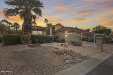 This beautifully remodeled 2-bedroom, 2-bathroom home is nestled on Oakwood Golf Club  in Arizona - for sale on GolfHomes.com, golf home, golf lot