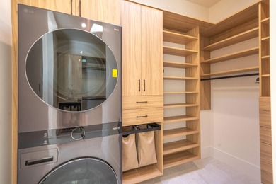 Located in the prestigious Estates at Sand Hollow Resort, this on Sand Hollow Golf Resort in Utah - for sale on GolfHomes.com, golf home, golf lot